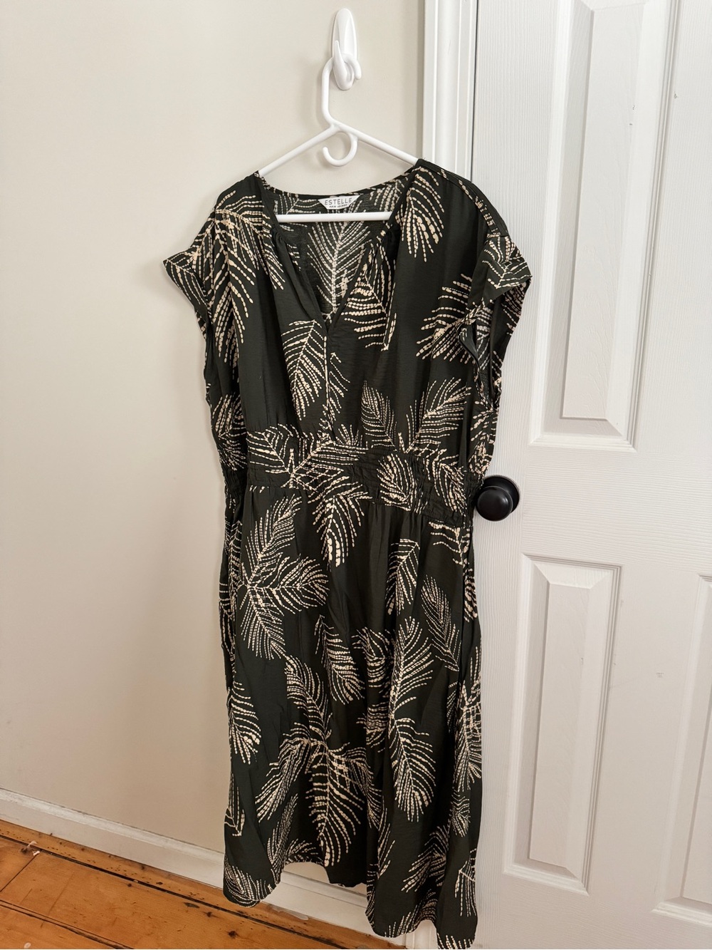 Estelle Palmer Fit and FlareWomen’s Olive Green Midi Dress with Cream Leaf Print